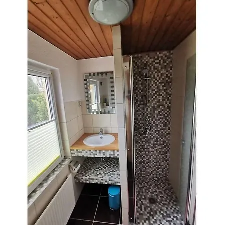 Kubis Modern Retreat Vaschvitz